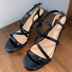 NEW! Women’s Size 7.5 Strappy Heels – Pizz Annu Gloss Black – Event Ready